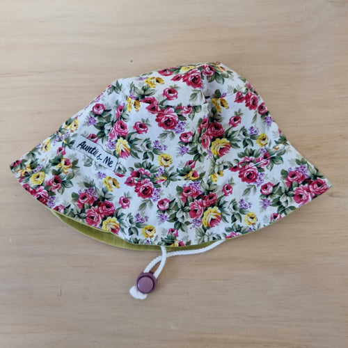 Auntie & Me Bucket Hat - White with Floral
